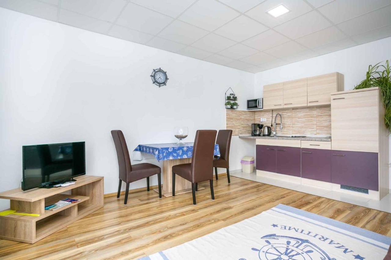 Apartments In Cizici/Insel Krk 31083 Dış mekan fotoğraf